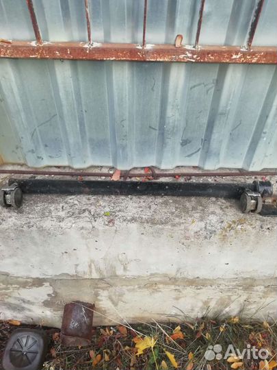 Рамка, уголки на колесах