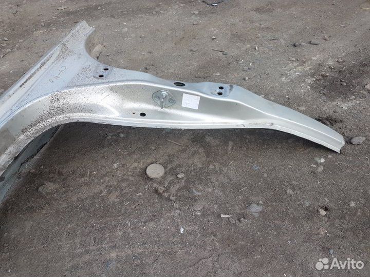 Центральная стойка кузова правая Toyota Camry CV40