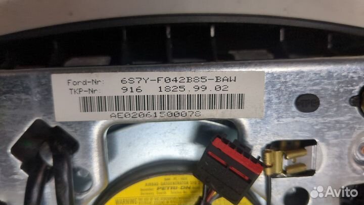 Подушка безопасности водителя Ford Mondeo 3, 2006