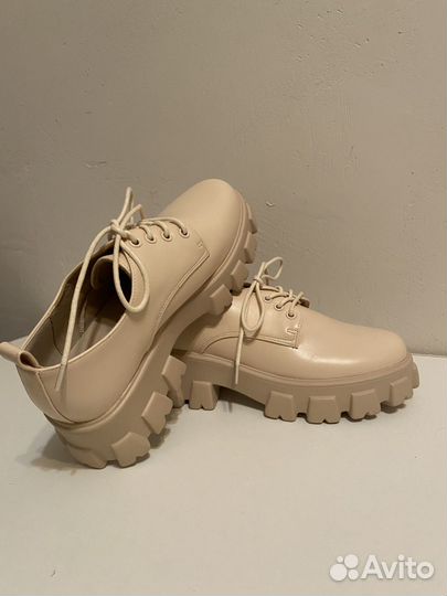 Полуботинки женские 36 размер