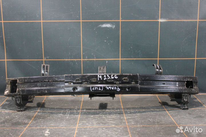 Усилитель бампера переднего - Volkswagen Tiguan