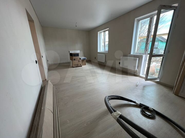 Дом 100 м² на участке 6 сот.