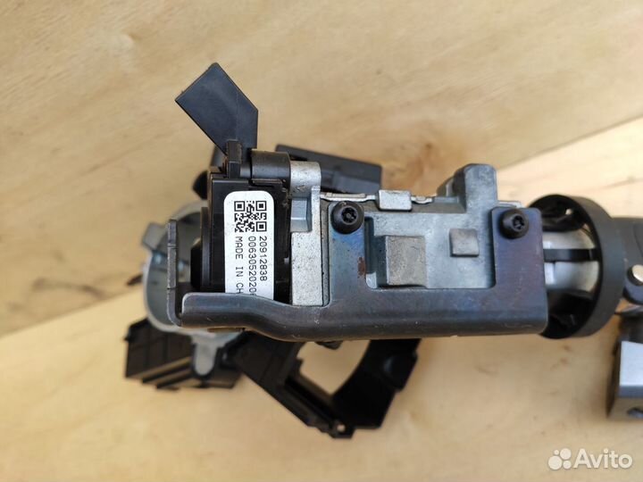 Замок зажигания с ключом на Опель Инсигния