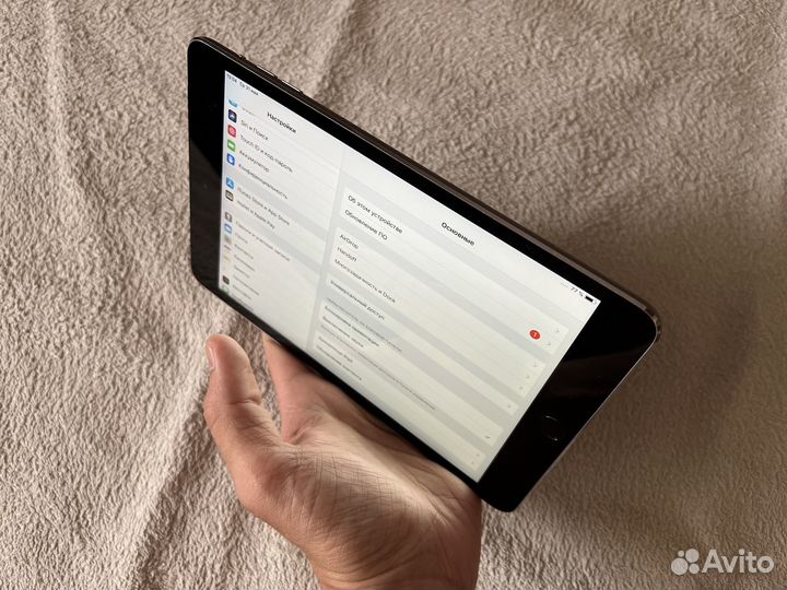 iPad mini 3 в идеальном состоянии 5+