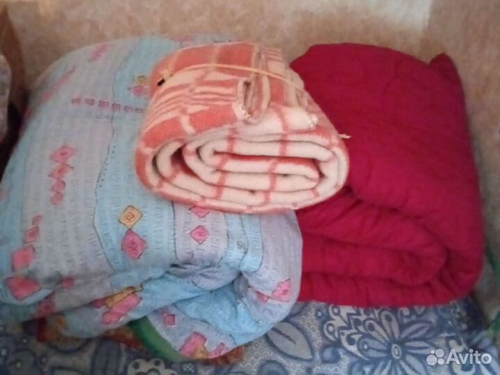 Одеяла ватные и шерстяное