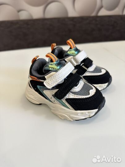 Кроссовки детские tombi 20