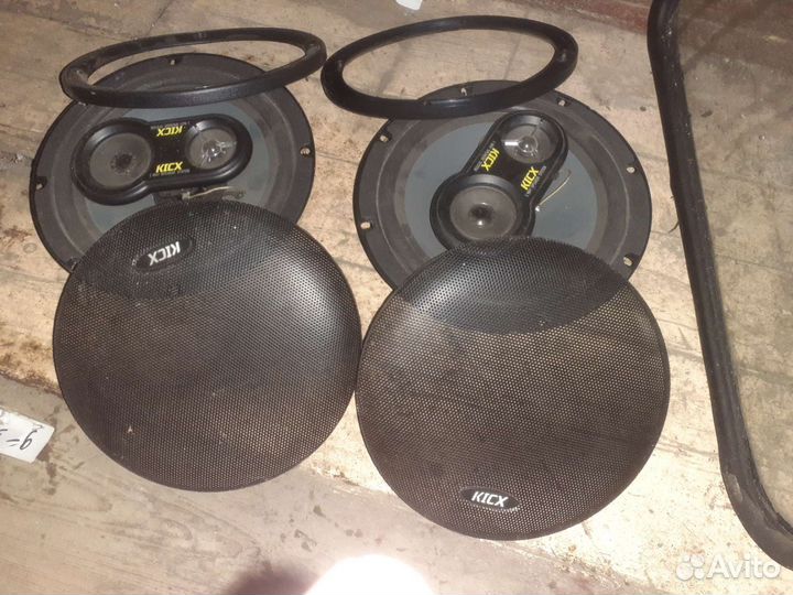 Музыкальная колонка