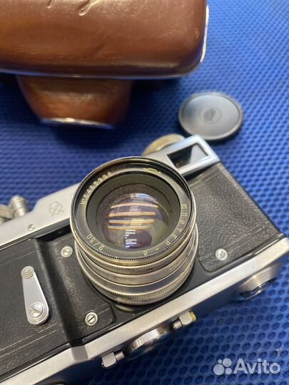 Плёночный фотоаппарат Ленинград