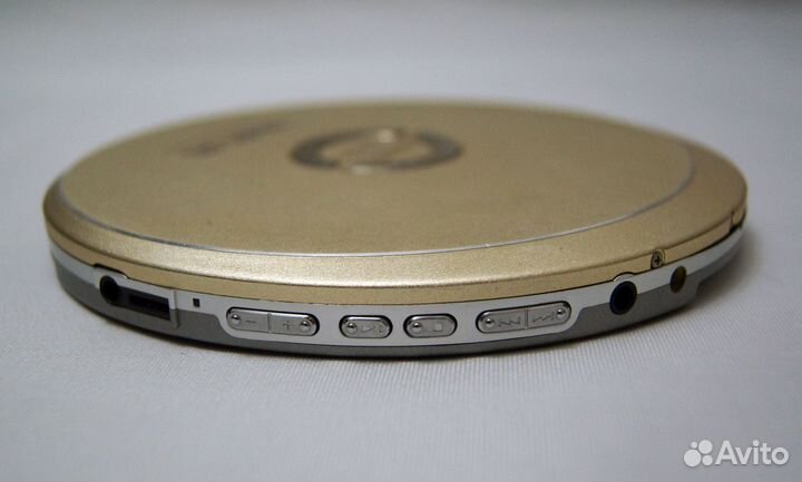 Плеер CD портативный Nexx NC-500FMG