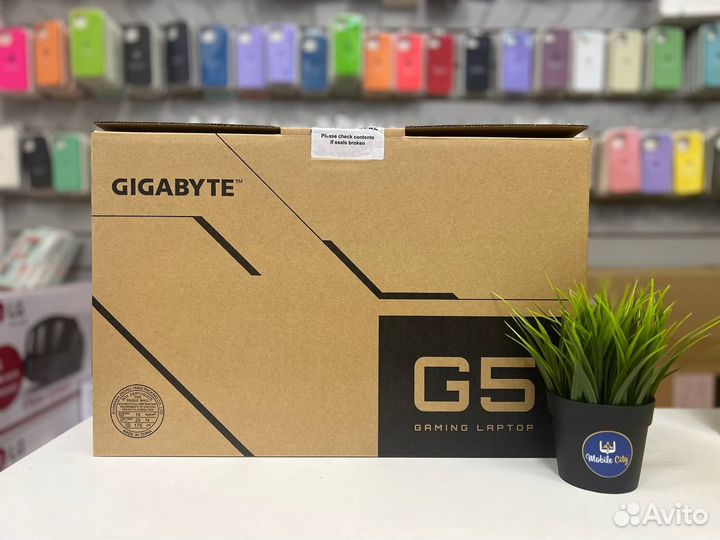 Ноутбук Gigabyte i5/16/512/RTX 4060 Новый