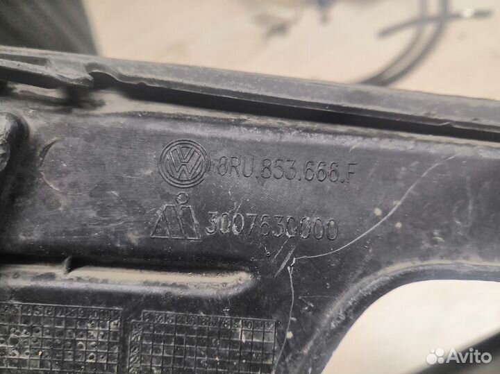 Рамка птф передней правой Volkswagen Polo 17 г