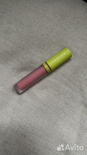 Жидкая матовая помада Poeteq matte effect