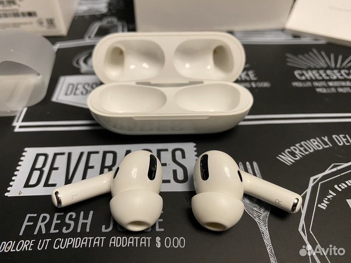 AirPods Pro (б/у с гравировкой)