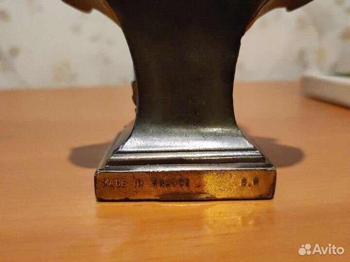 Винтажная зажигалка-сувенир бюст Наполеона