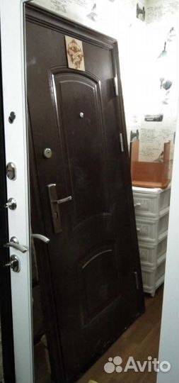 Входные двери из металла в дом 55