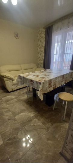 Дом 50 м² на участке 5 сот.