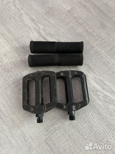 Педали для велосипеда bmx и грипсы