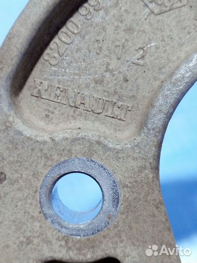 Кронштейн опора крепления кпп коробки передач Rena