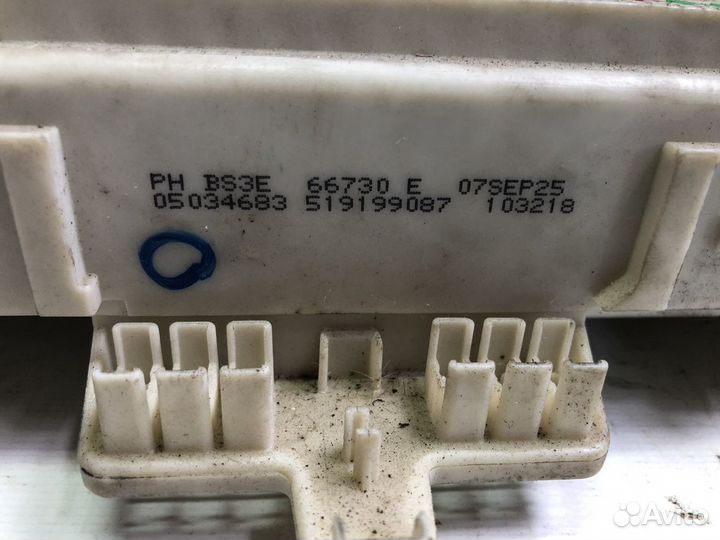 Блок предохранителей салона mazda 3