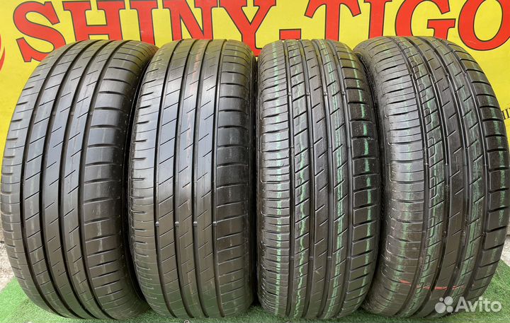 Goodyear EfficientGrip Performance 215/55 R17 94V
