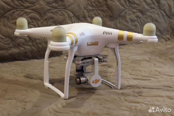 Квадрокоптер DJI Phantom 3 professional
