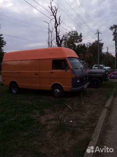 Volkswagen Transporter цельнометаллический, 1987