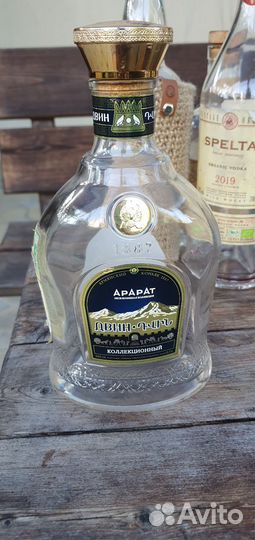 Бутылки из под алкоголя