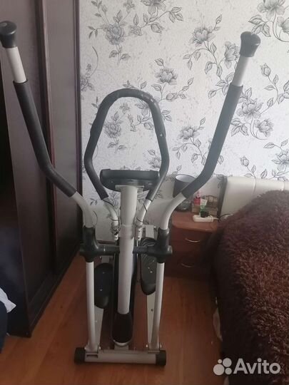 Продам элептический тренажёр