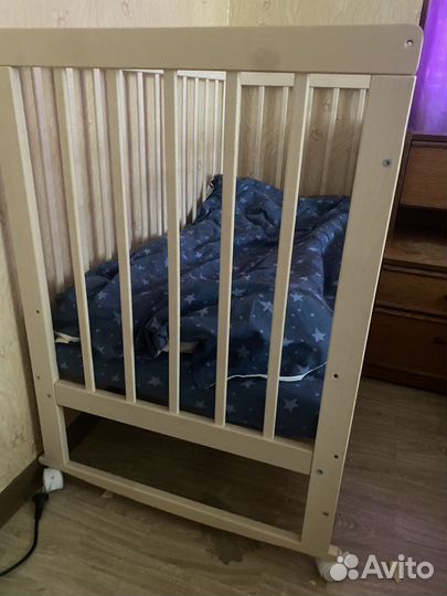 Детская кроватка