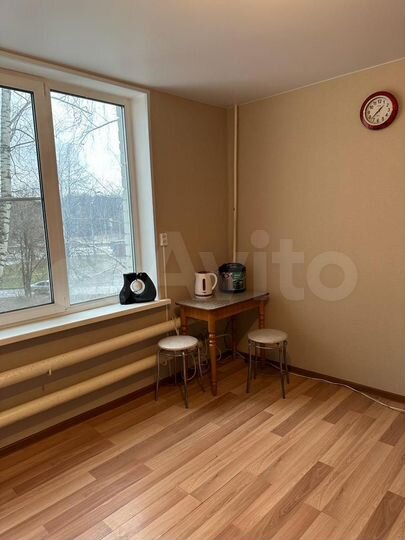 Комната 13,8 м² в 9-к., 3/9 эт.