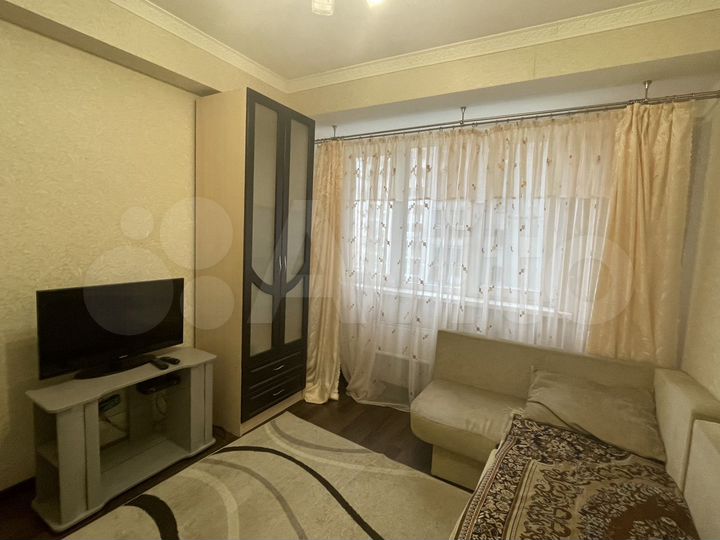 2-к. квартира, 43 м², 10/17 эт.