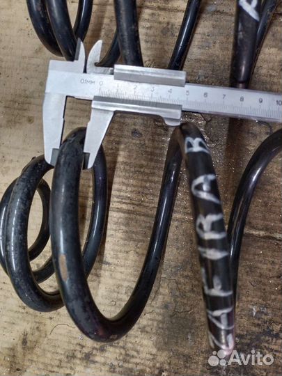 Пружина задней подвески Опель Зафира Б Астра Н