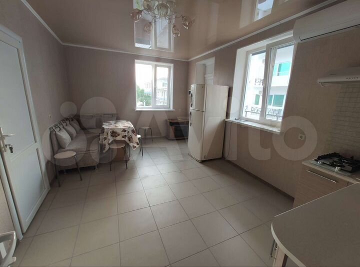 Дом 64 м² на участке 6 сот.