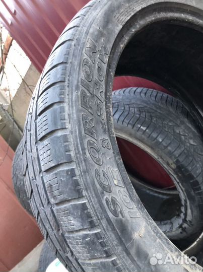 Pirelli Scorpion Winter RFT 275/40 R20