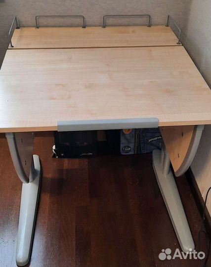 Растущая парта и стул деми