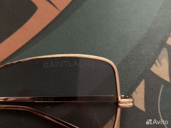 Солнцезащитные очки женские saint laurent