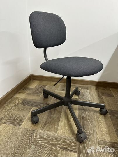 Компьютерное кресло IKEA bleckberget