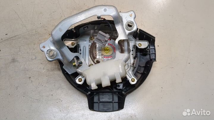 Подушка безопасности водителя Nissan Serena (C25), 2005