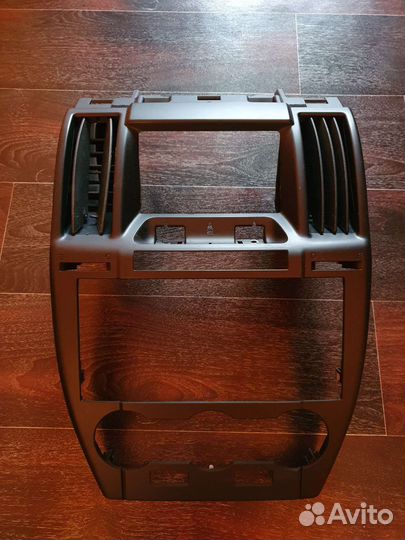 Рамка Land Rover Free Lander 2