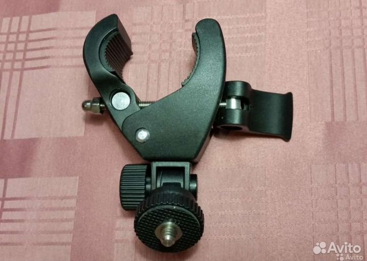 Крепления для гаджетов на руль вело мото