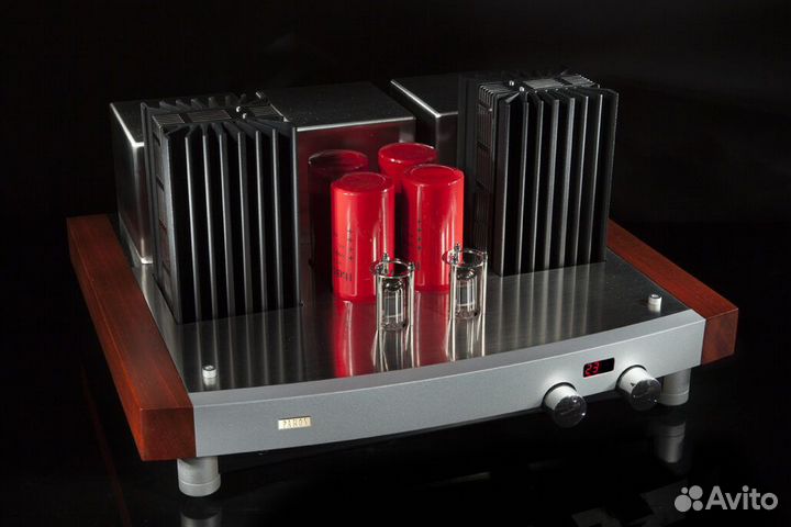 Стерео усилитель Pathos TT Anniversary