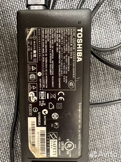 Зарядное устройство для ноутбука Toshiba