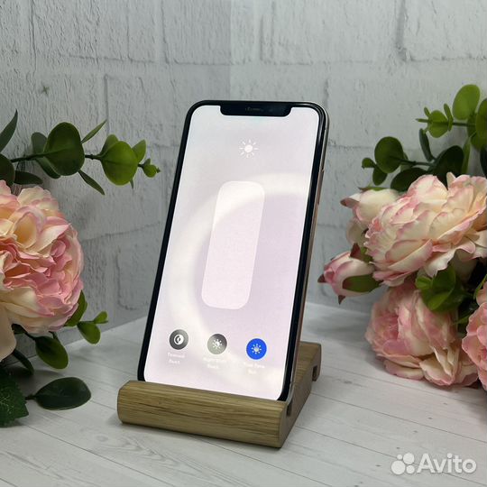 iPhone X 64гб Прикольный :)