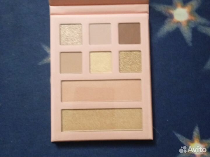 Hugs teddies палетка теней, Халлайдера и румян