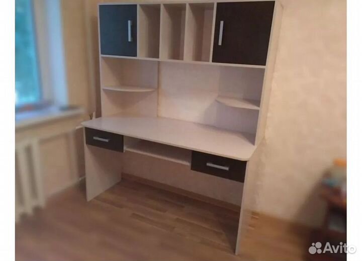 Стол компьютерный №8 новый венге