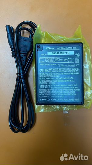 Зарядное устройство Nikon MH 25