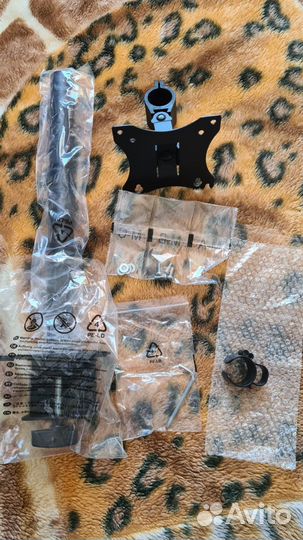 Кронштейн Arm Media LCD-T01