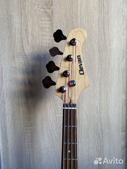 Бас-гитара и Комбоусилитель