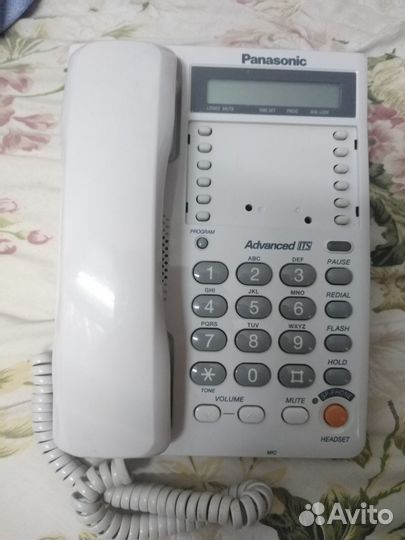 Стационарный телефон