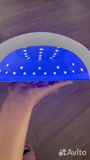 Лампа для маникюра